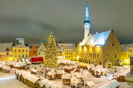 mercados-de-natal-tallinn.webp